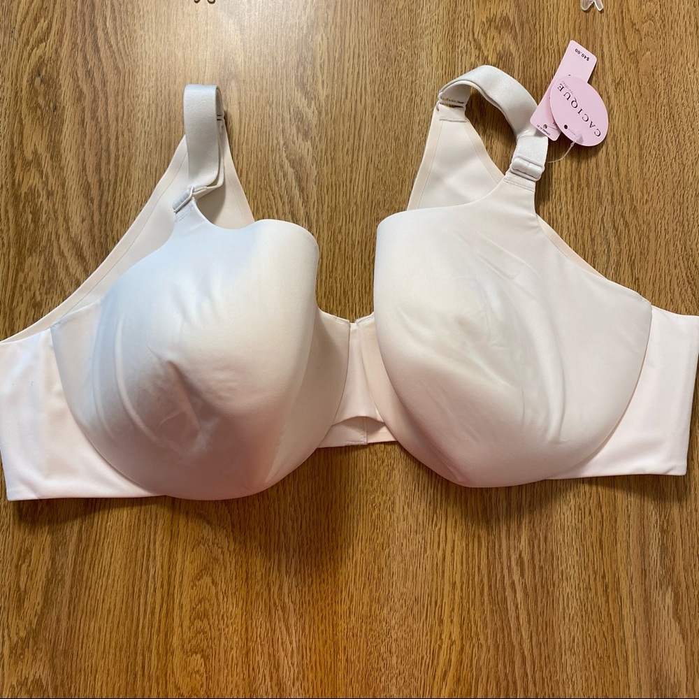 NWT 46D Cacique Bra